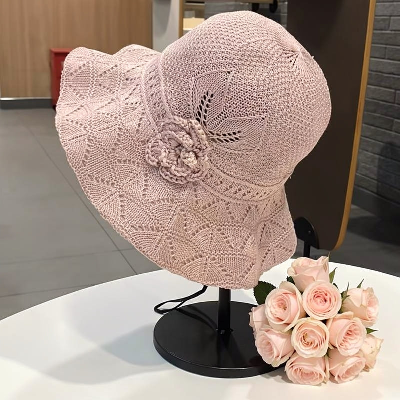 ✨A combination of style and breathability--🌸Floral pattern perforated bucket hat
