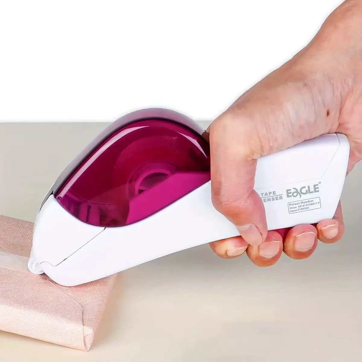 ✂️📦 Automatic Tape Dispenser – Press, Pull, Done!