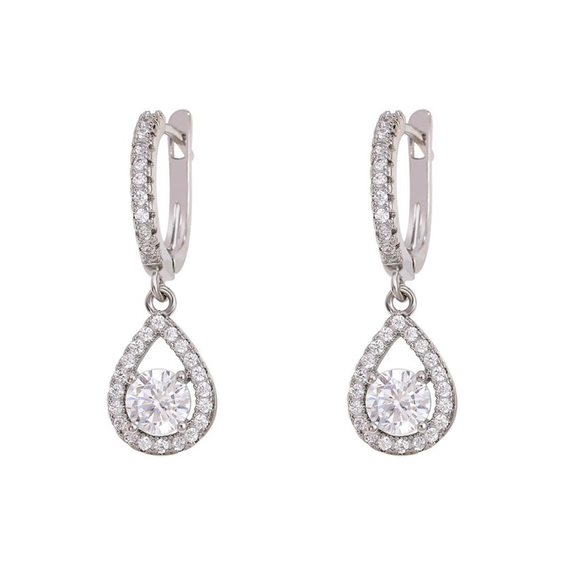 Pure elegance: the touch of glamour you've been looking for! 😍Plump Drop Earrings