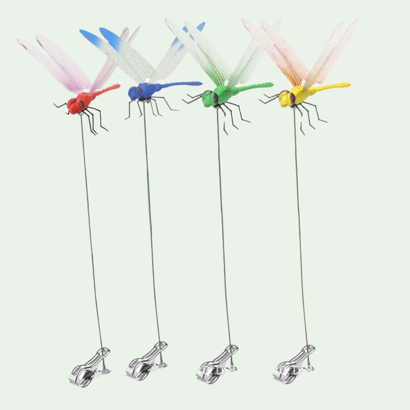 🦟 Realistic dragonfly that scares away pests – clips onto any rod or pole! 🌿