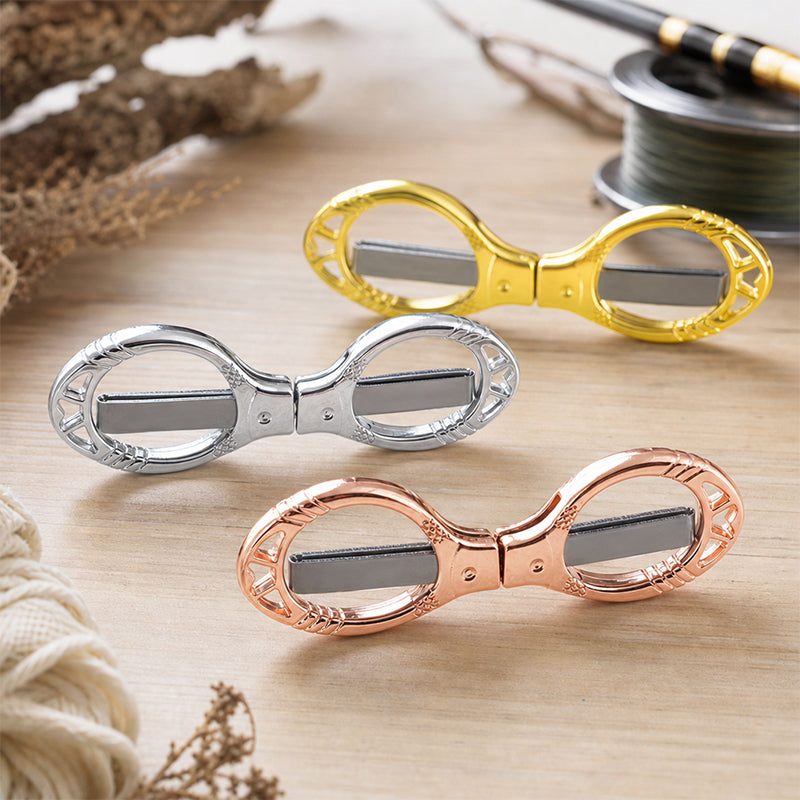 ✂️Portable stainless steel folding scissors in the shape of a kissing fish 🐟