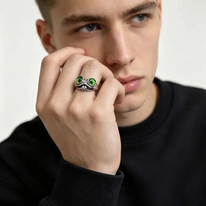 🐸 Movable Tongue Frog Ring – Quirky, Eye-Catching, and Full of Personality