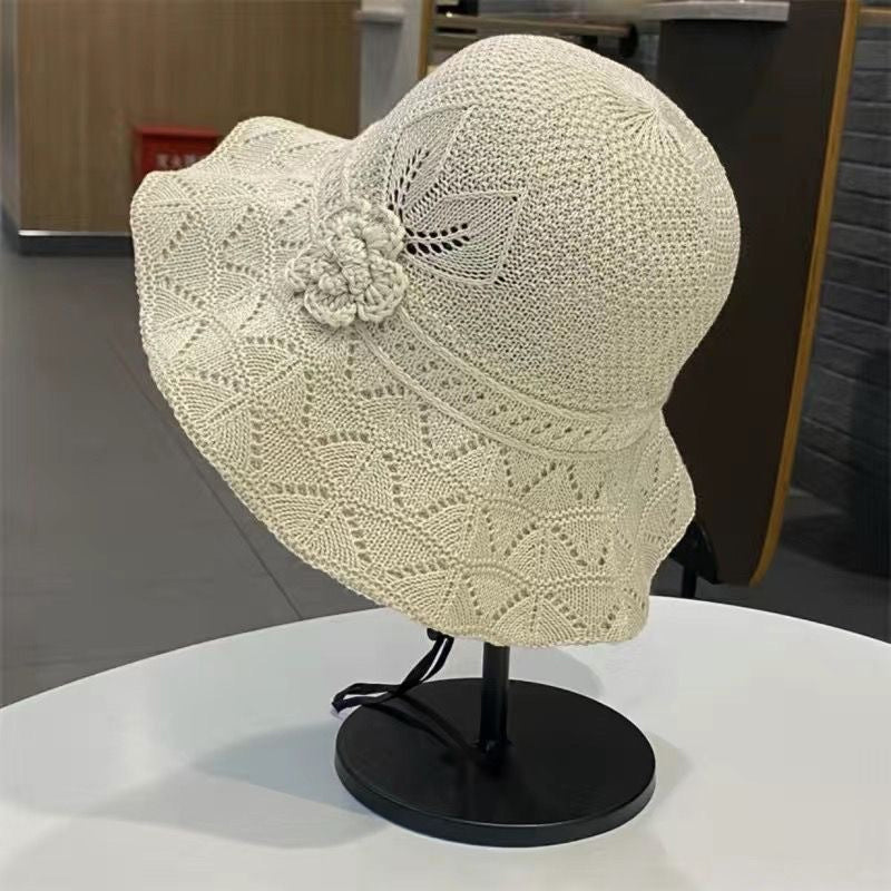 ✨A combination of style and breathability--🌸Floral pattern perforated bucket hat