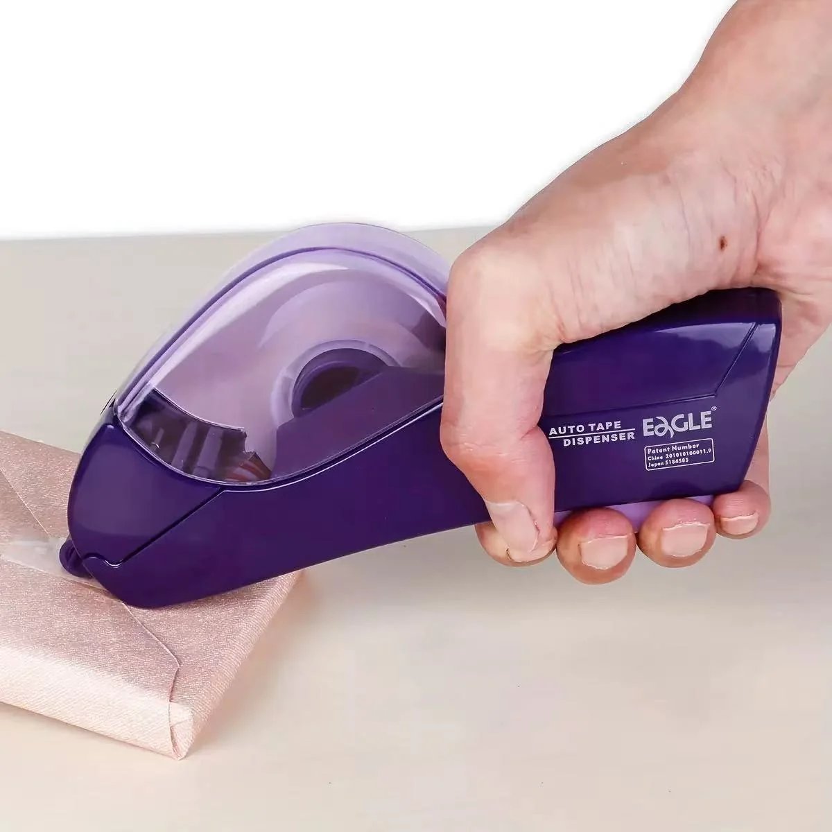 ✂️📦 Automatic Tape Dispenser – Press, Pull, Done！
