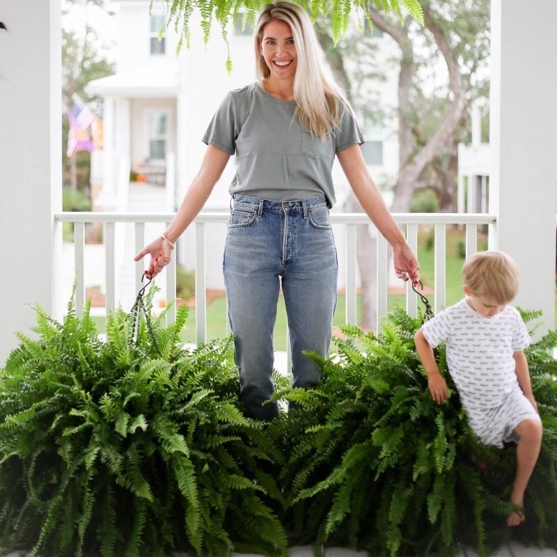 🌿So real, you’ll try to water it☀️ Sun won’t fade it, rain won’t ruin it – outdoor‑ready artificial fern!   🛡️