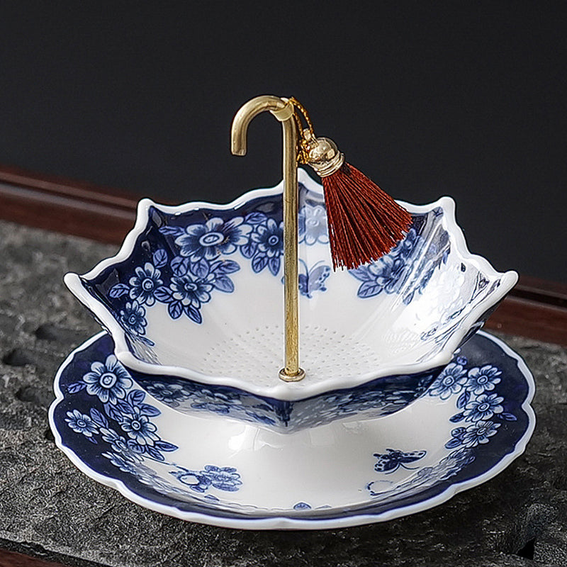 🍵 Luxury Umbrella Ceramic Tea Strainer – Serve Tea with Quiet Elegance