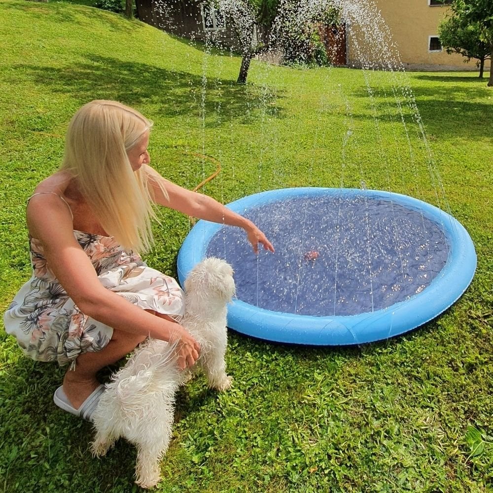 🐶☀️ Keep Your Furry Friend Cool: The Ultimate Summer Splash Pad! 🐾