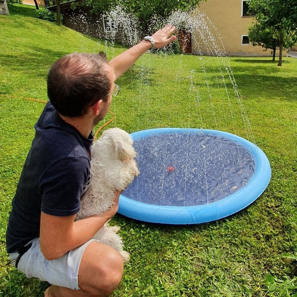 🐶☀️ Keep Your Furry Friend Cool: The Ultimate Summer Splash Pad! 🐾