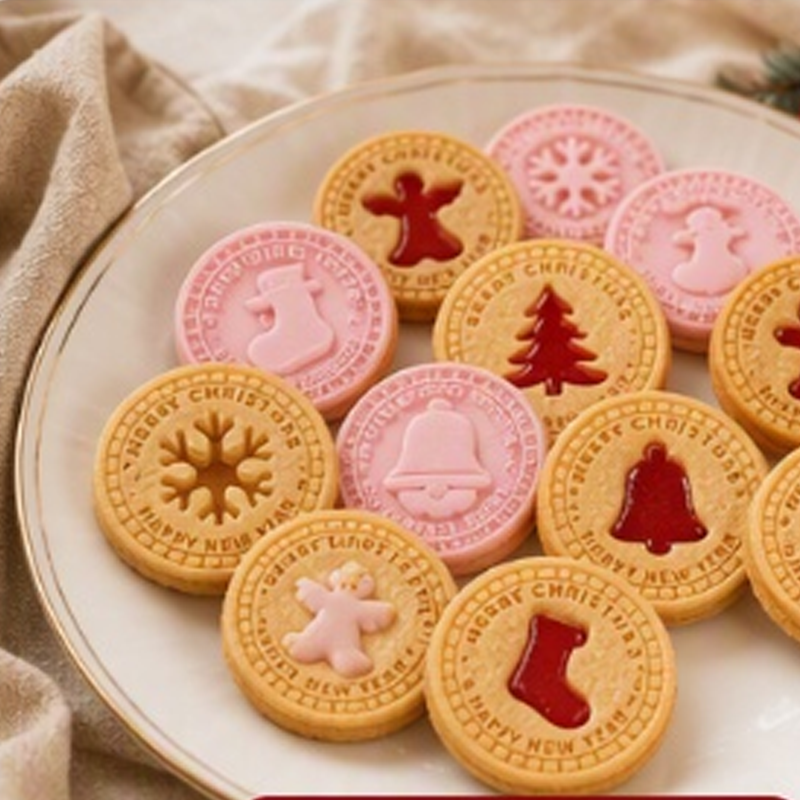 🎄🍪 3D Christmas Cookie Mold Set (9 Stamps)--press once, and festive patterns appear